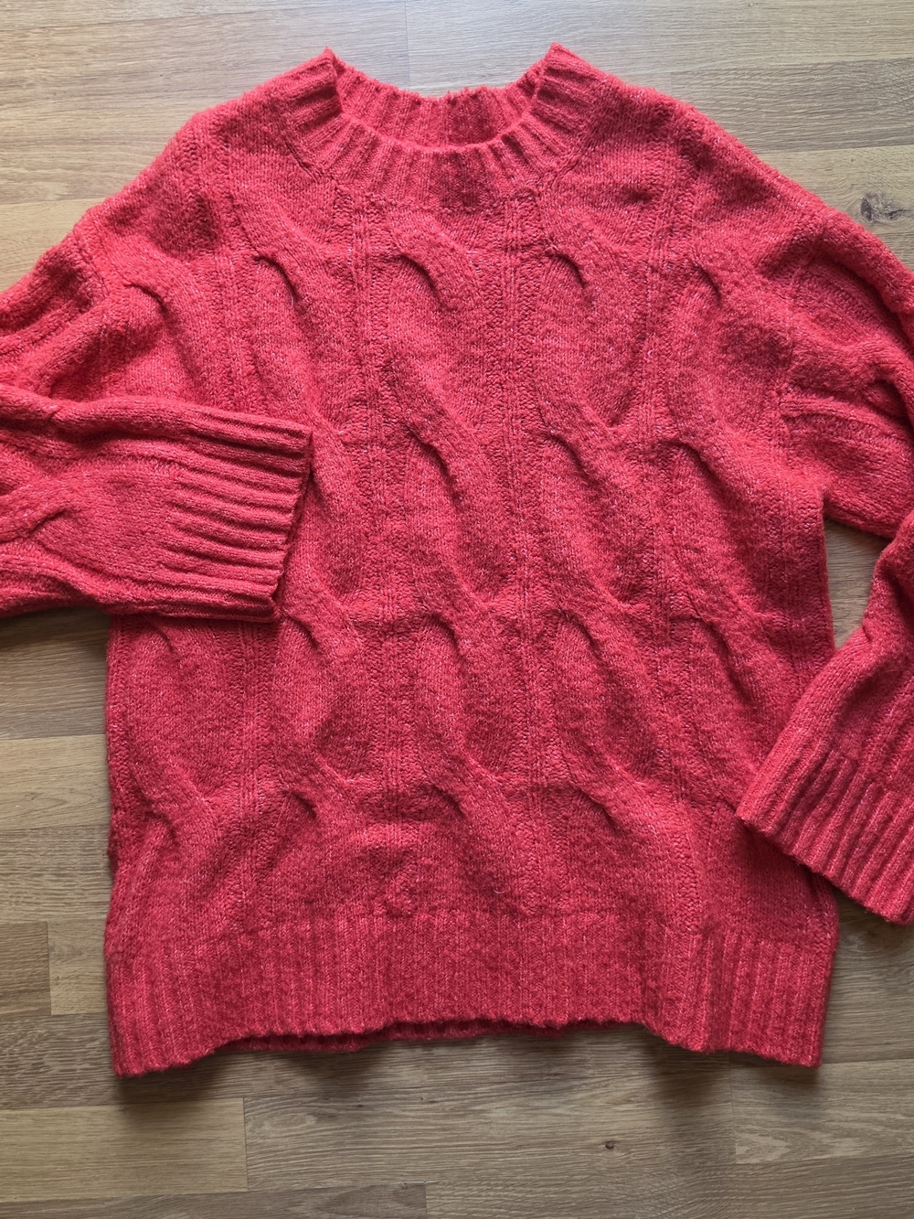 American Eagle Outfitters Cable Knit Crewneck Sweater - Bright Red